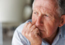 Nachdenklicher Senior